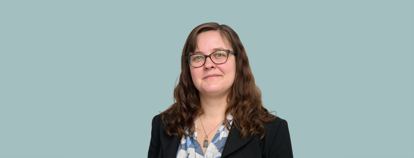 Clea Amundsen wide profile photo